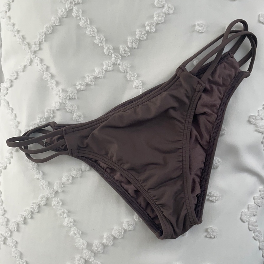 Bikini bottoms